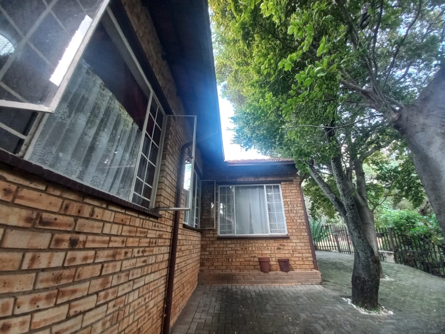 4 Bedroom Property for Sale in Safari Gardens North West